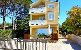 Villa Bionda
