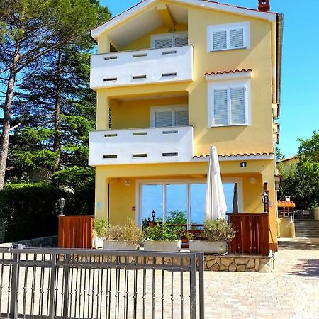 Villa Bionda Malinska Esterno foto